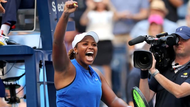 townsend_celebrates_victory_over_halep.jpg